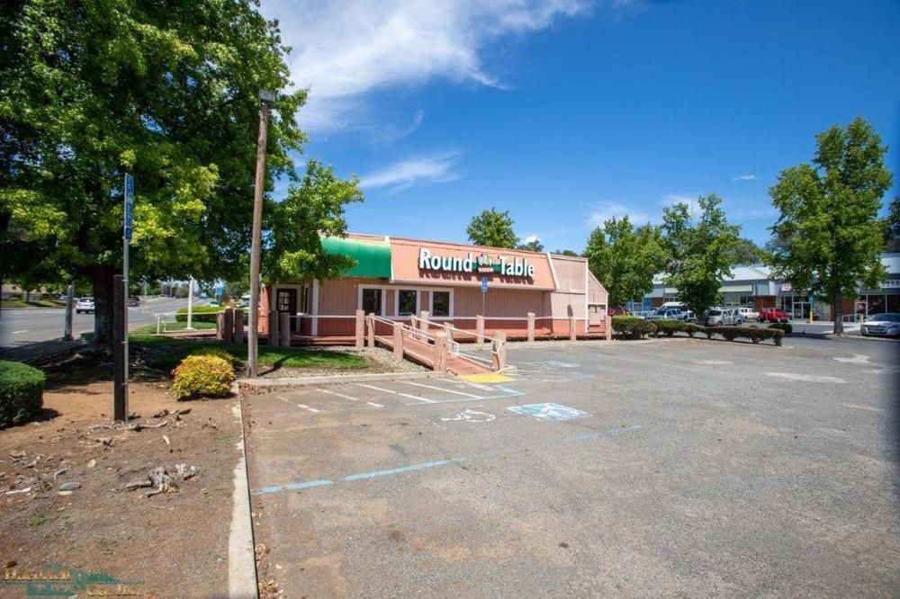 121 Hartnell Ave, Redding, CA 96002